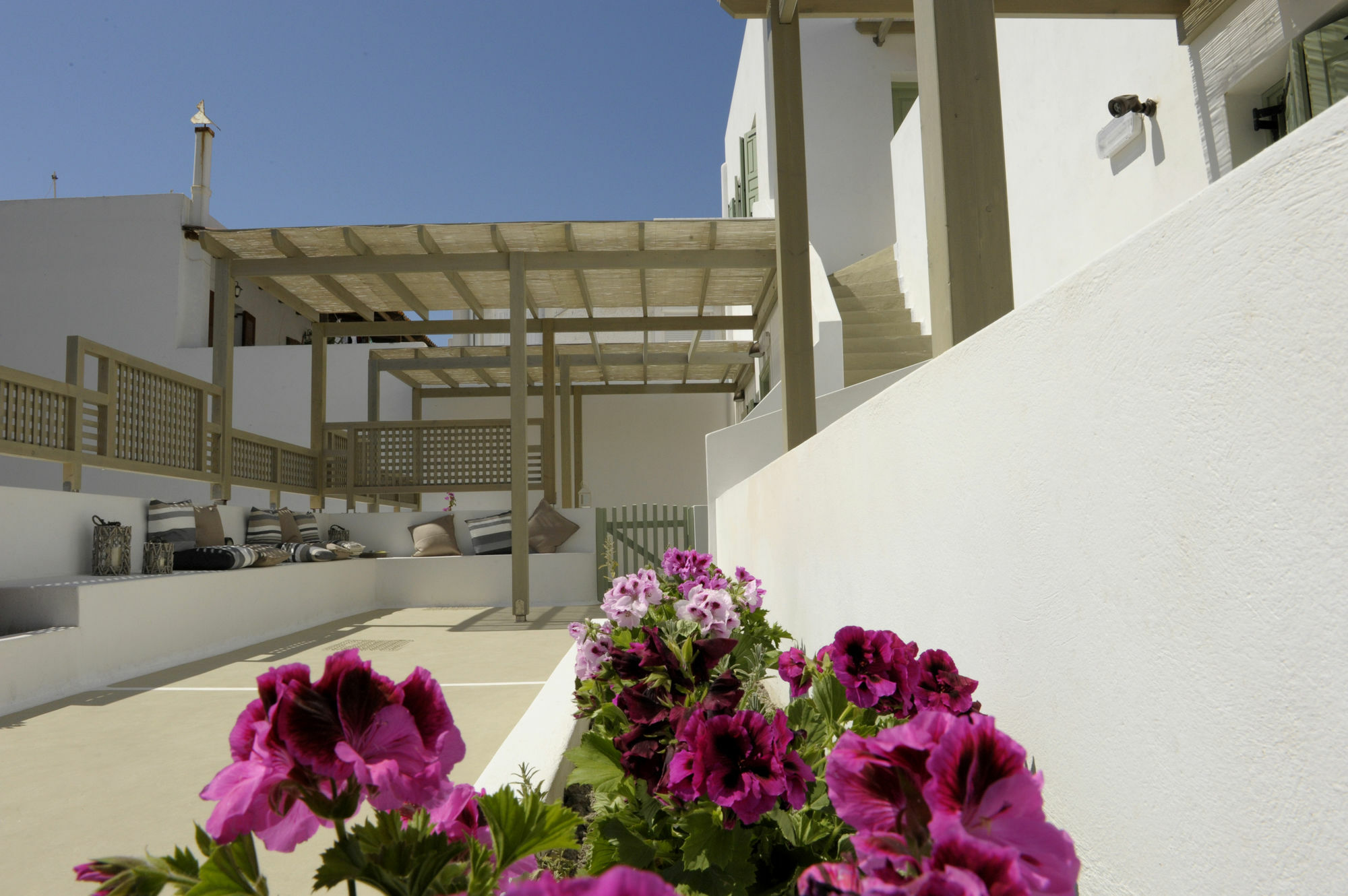 Almyris Pensiune Adamantas (Milos)